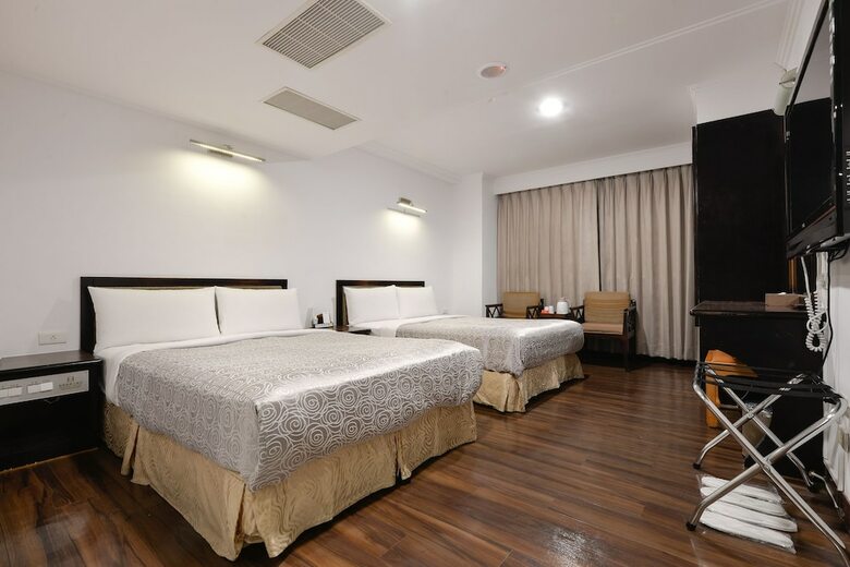 Kaja Hotel