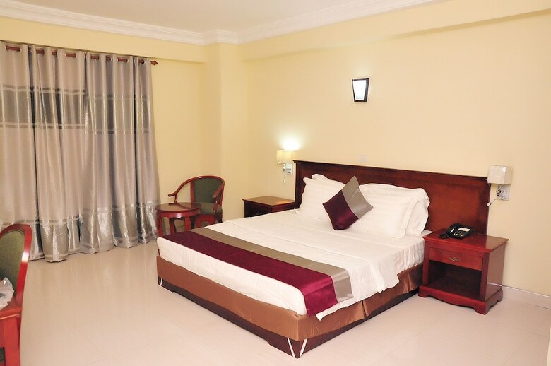 Tomreik Hotel