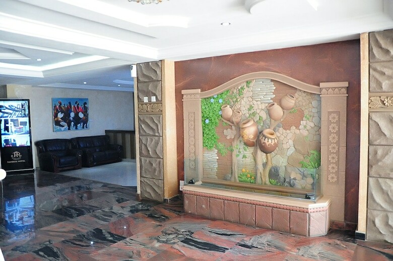 Tomreik Hotel