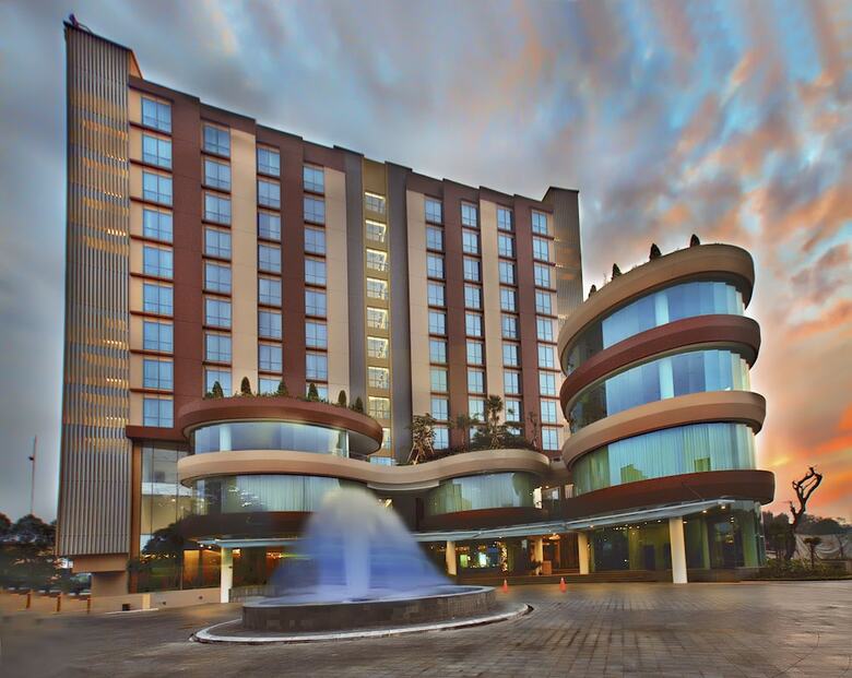 Grand Soll Marina Hotel