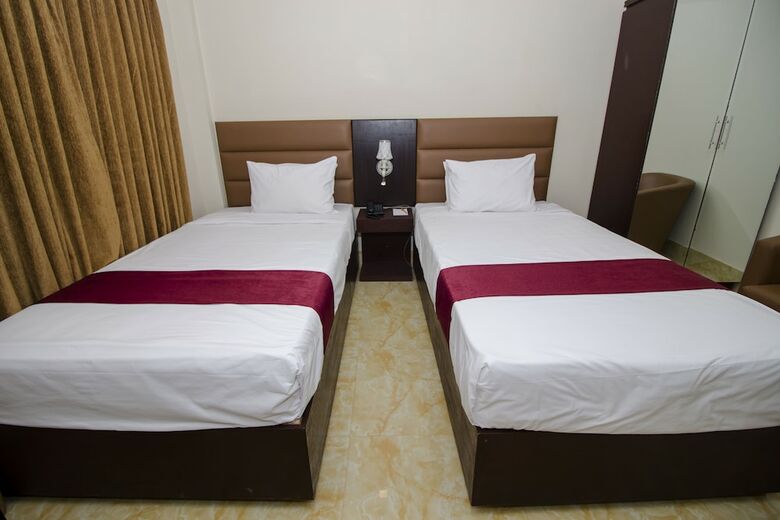 Pacific Lake View Hotel
