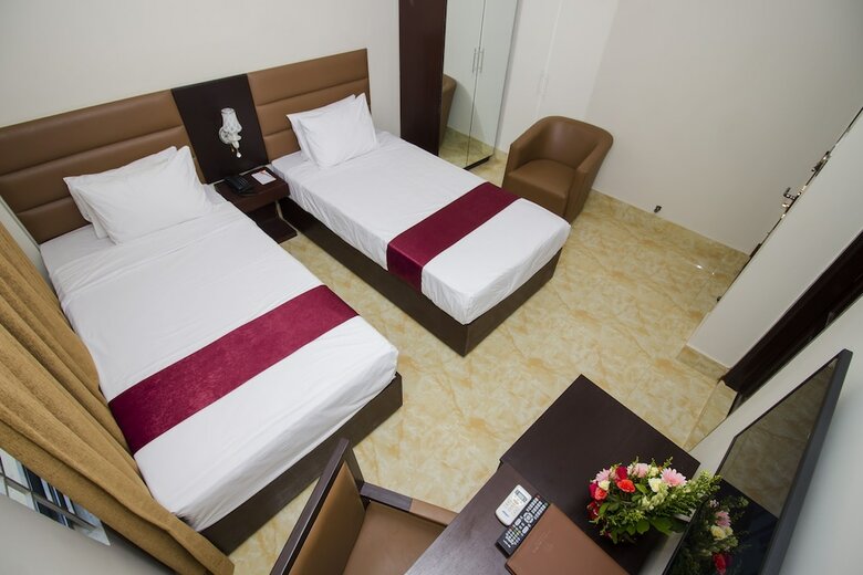 Pacific Lake View Hotel