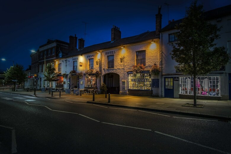The Three Swans Hotel
