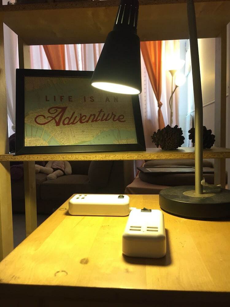 Hotel Love I