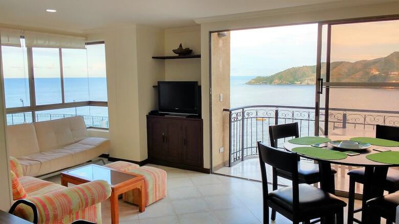 Apartamentos Suiteline Plus ? Frente Al Mar