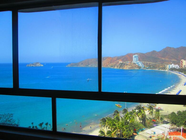Apartamentos Suiteline Plus ? Frente Al Mar
