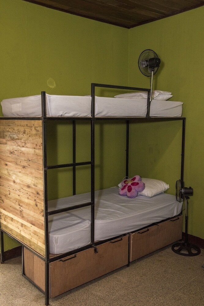 Hotel El Caite - Hostel
