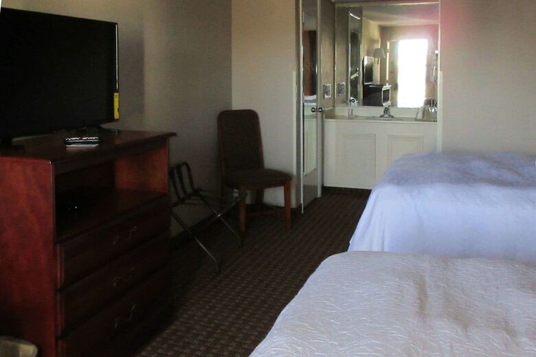 Hotel Econo Lodge Inn & Suites