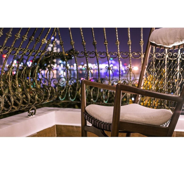 Di Lusso Hotel