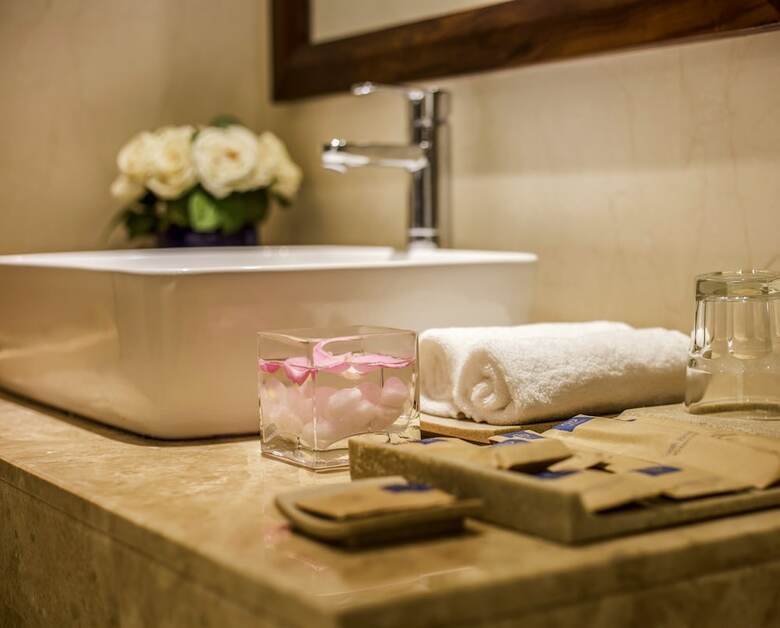 Di Lusso Hotel