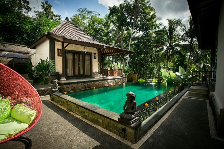 Hotel Ayu Duwur Beji
