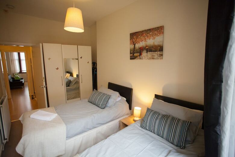 Glasgow Scotstoun Apartments