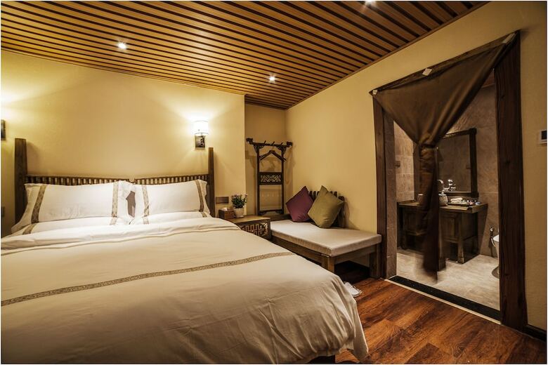 Bed & Breakfast Blossom Dynasty Inn