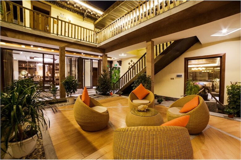 Bed & Breakfast Blossom Dynasty Inn