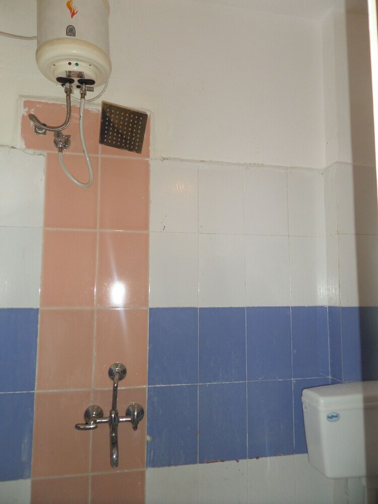 Hotel Royal Lodging