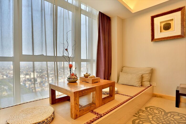 Yiwu Bali Plaza Hotel