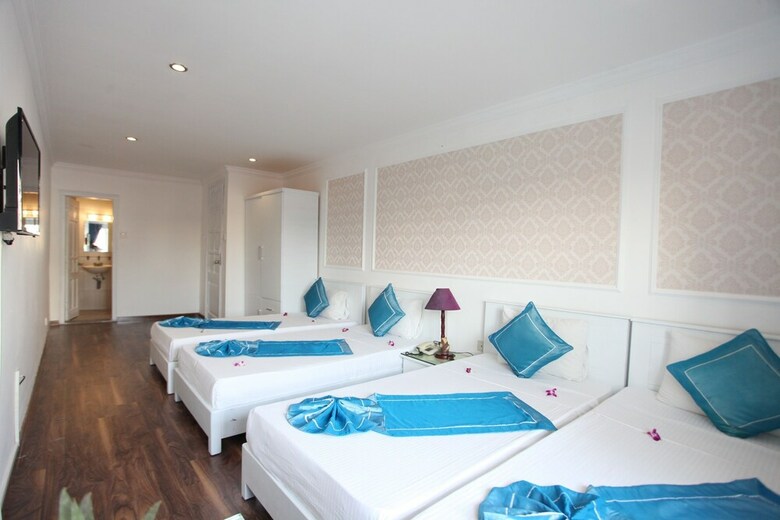 Hostal Hanoi Buddy Inn & Travel