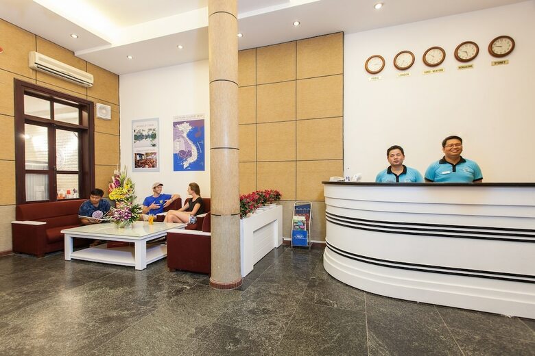 Hostal Hanoi Buddy Inn & Travel
