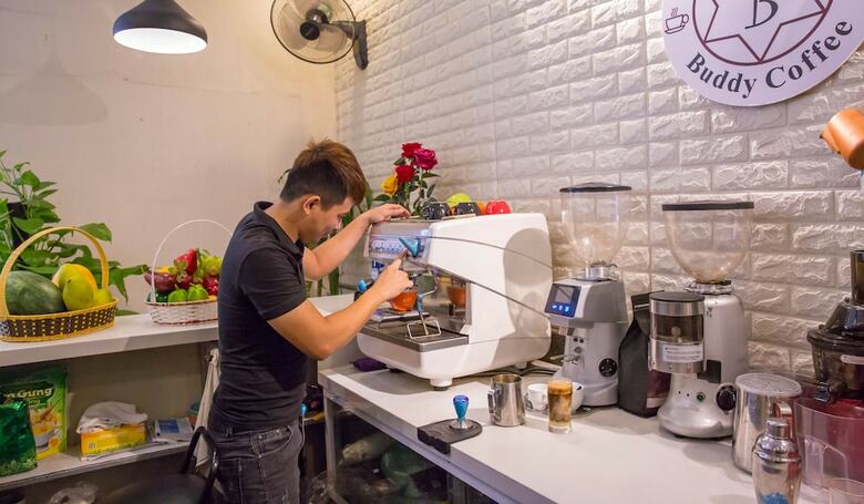 Hostal Hanoi Buddy Inn & Travel