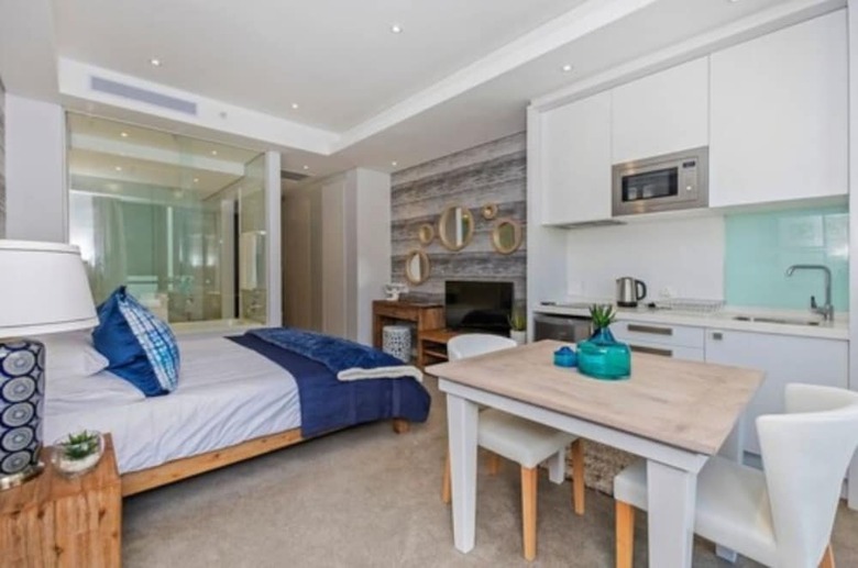 Aparthotel Sandton Skye Apartment - 616