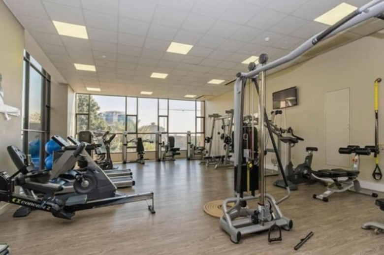Aparthotel Sandton Skye Apartment - 616
