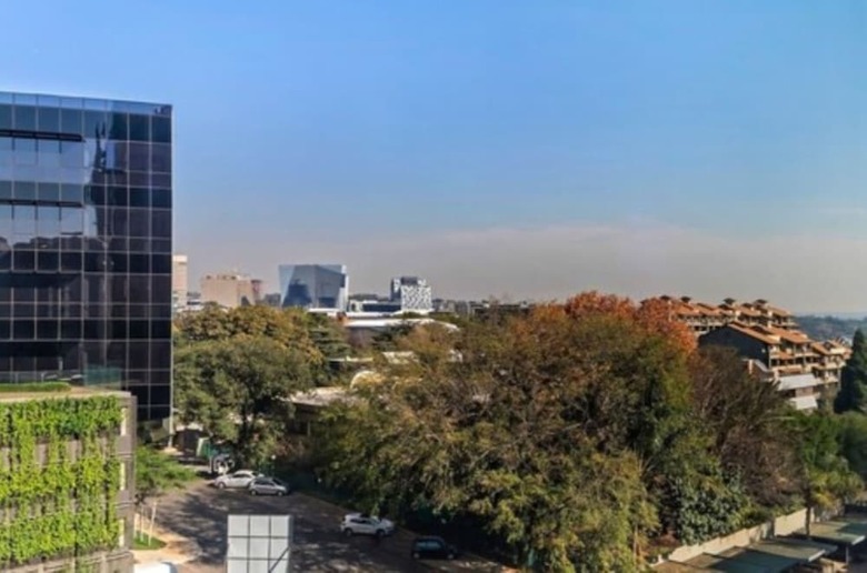 Aparthotel Sandton Skye Apartment - 616
