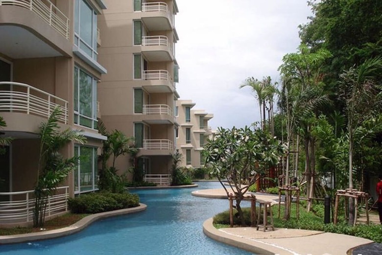 Baan San Ploen Condominium By Renvio