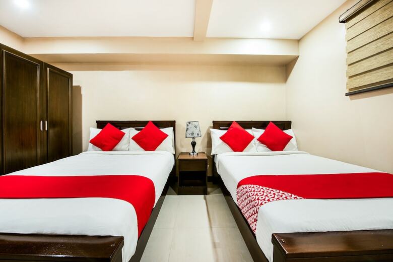 Hotel Oyo 419 La Scala Residences