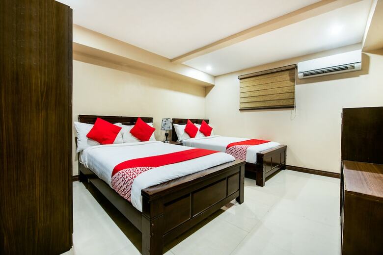 Hotel Oyo 419 La Scala Residences