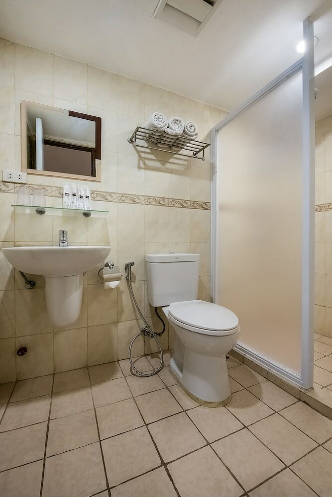 Hotel Oyo 419 La Scala Residences