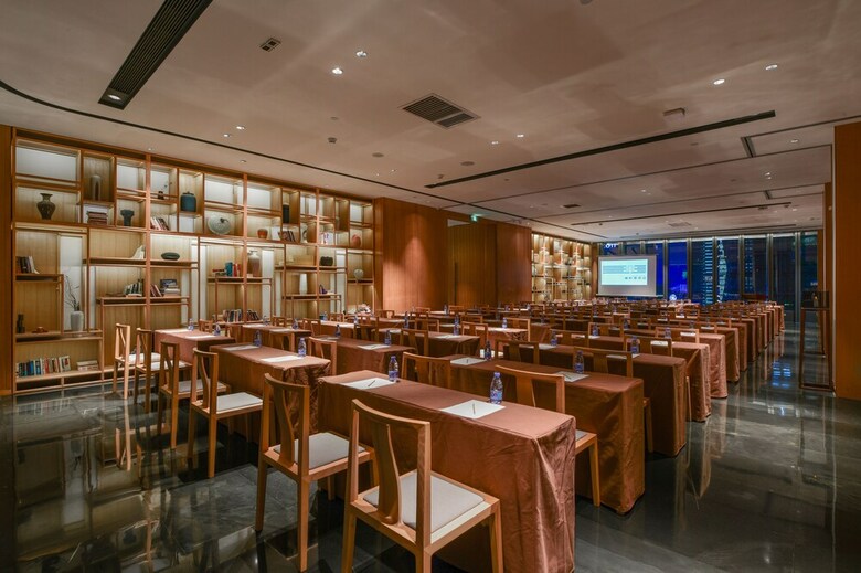 H'elite Hotel