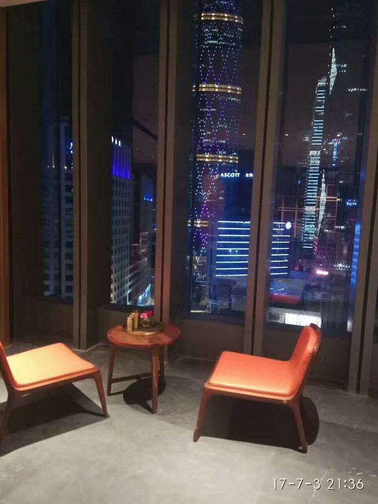 H'elite Hotel
