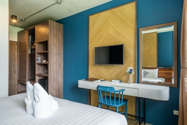 Hotel W Station
