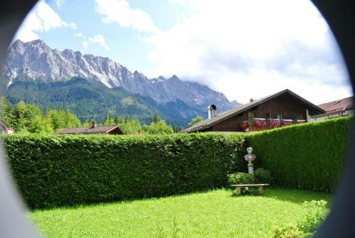 Hostal Gasthaus Am Zierwald