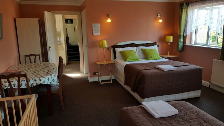 Hotel Fairhaven Guest Accommodation