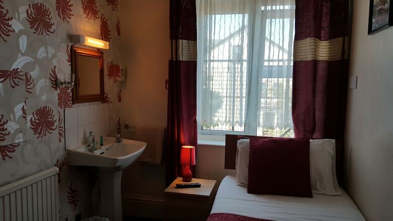 Hotel Fairhaven Guest Accommodation