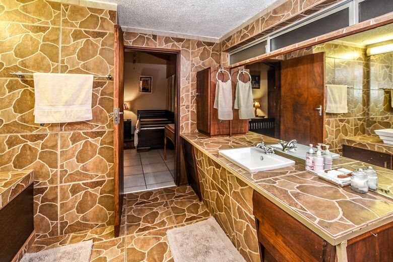 Bed & Breakfast The Rest Guest House