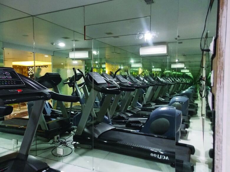 Airport City Hotel