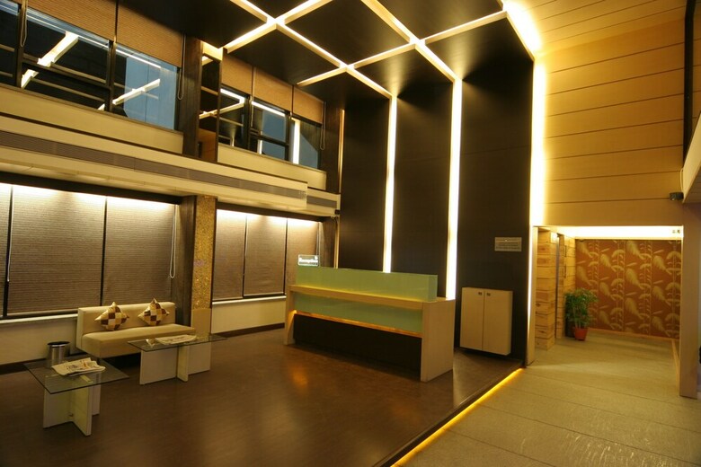 Mango Hotels Tansha Residency