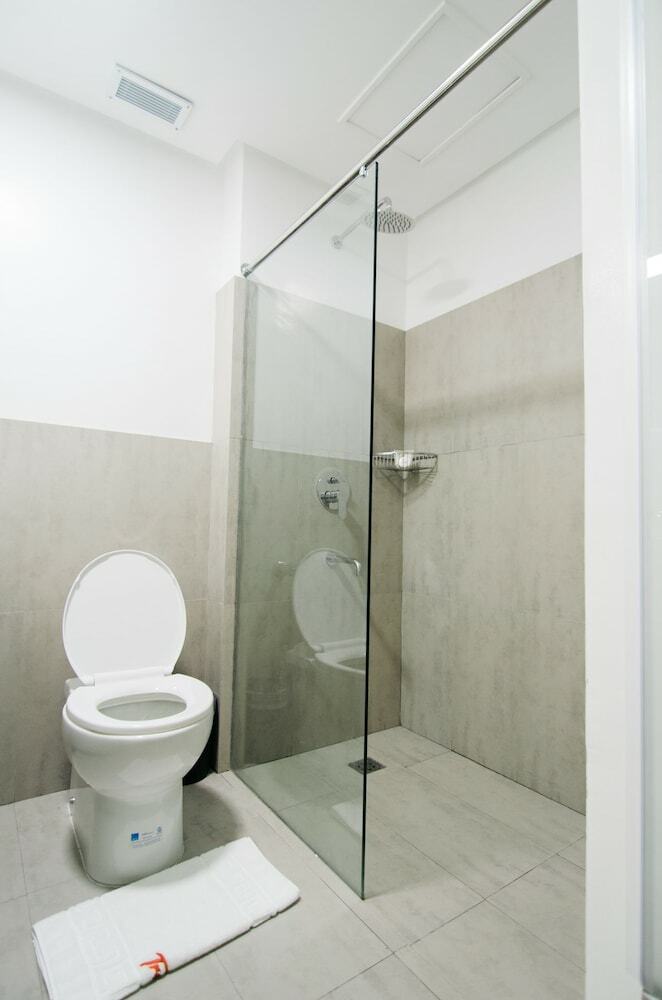 Travelite Express Hotel