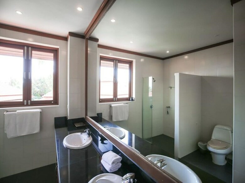Tongson Bay Villa Tg40