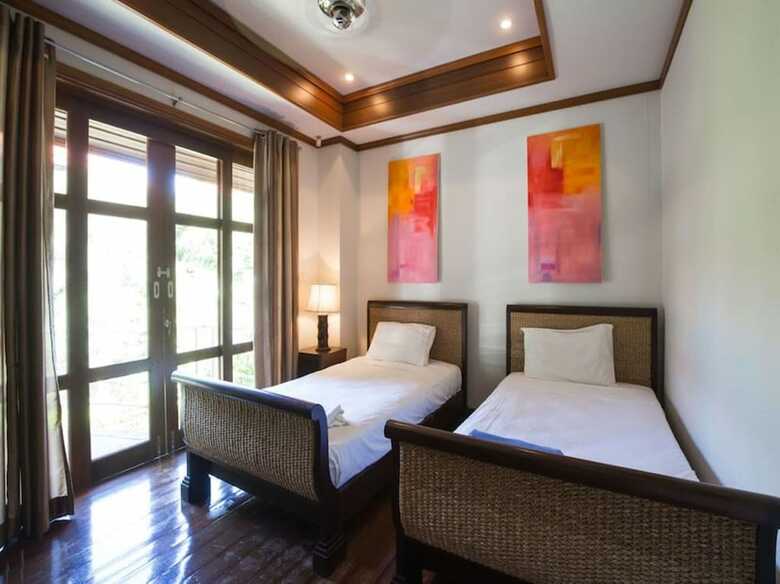 Tongson Bay Villa Tg40