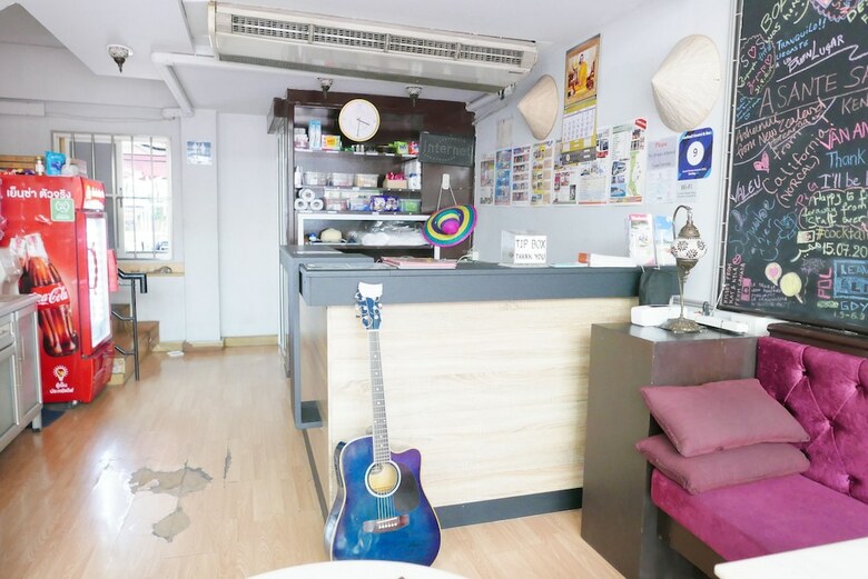 Hostal Cocktail Hostel & Bar Silom Bangkok