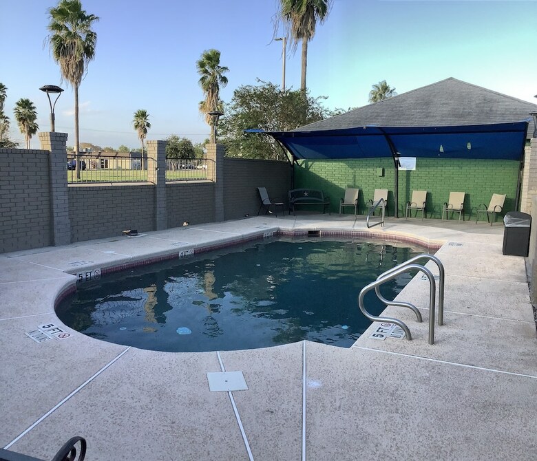 Hotel Americas Best Value Inn Harlingen