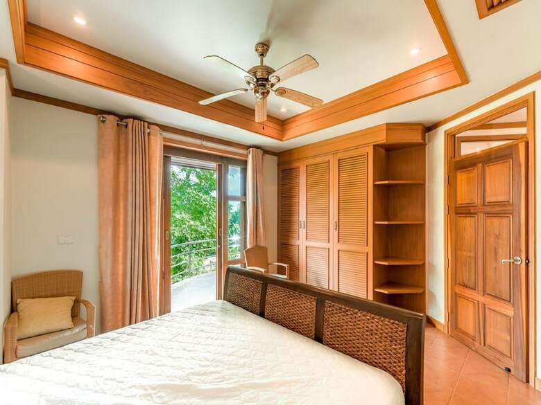 3 Bedroom Villa Beach Front Resort Tg12