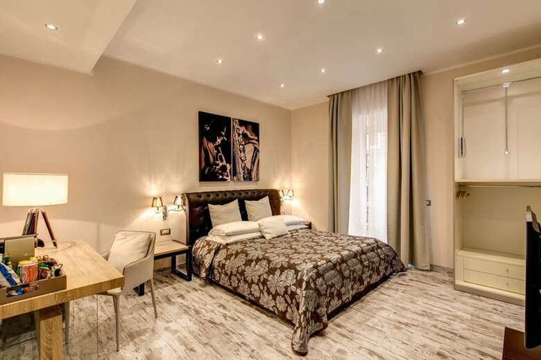 Hotel Colonna 18