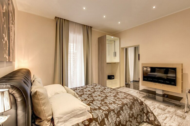 Hotel Colonna 18