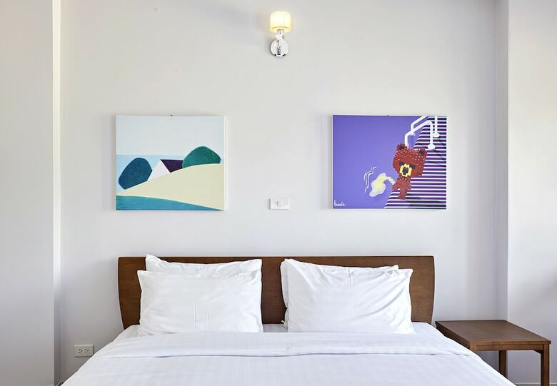 Hotel Chez Bure - Bure Homestay