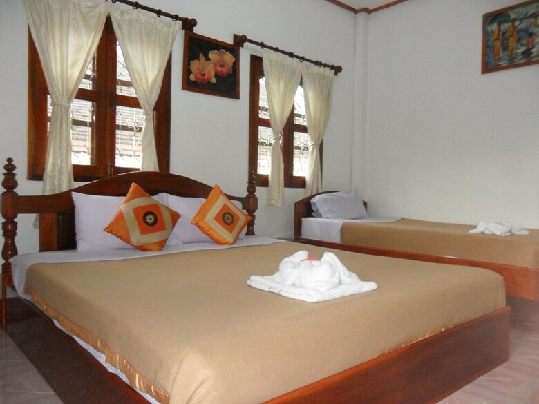Hotel Rattana Guesthouse