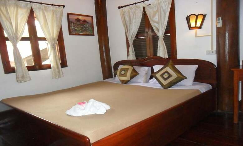 Hotel Rattana Guesthouse